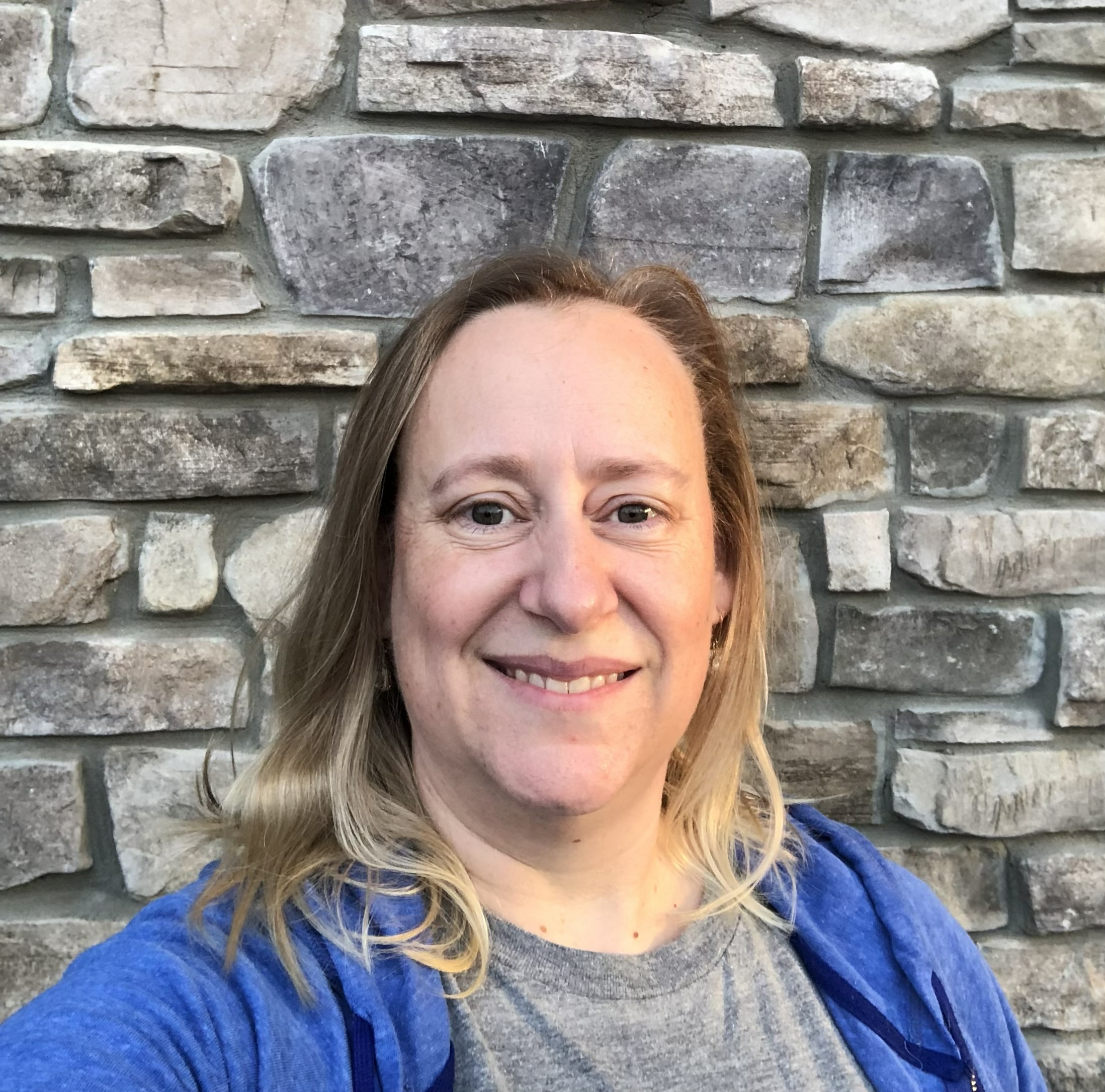 Photo of Elizabeth Henry
