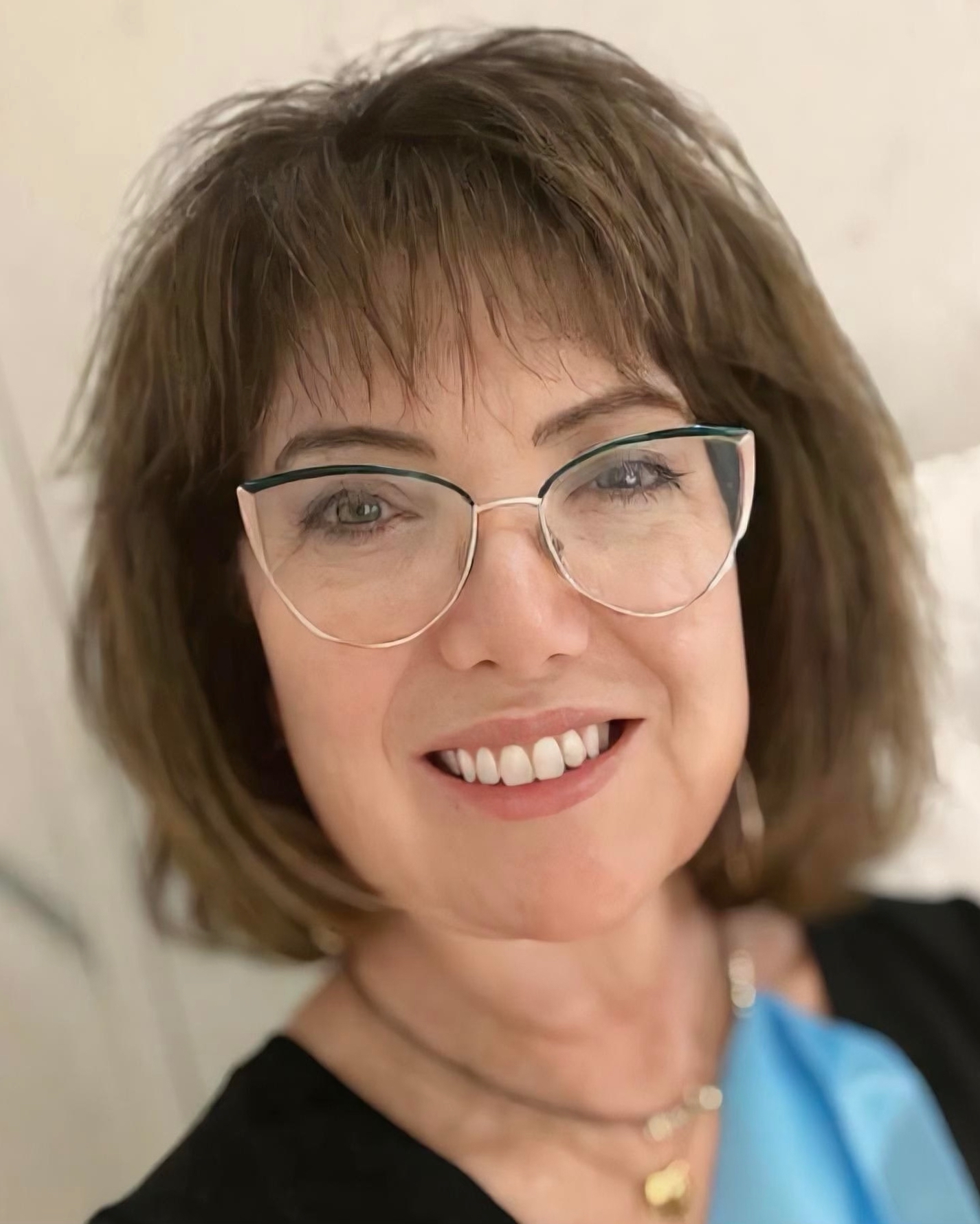 Headshot of Julie Ford